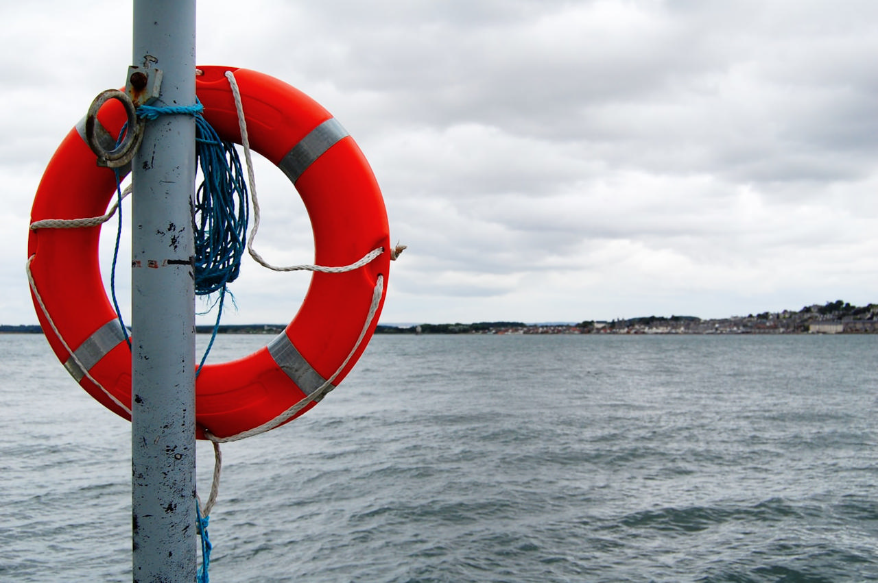 Aro de rescate Northwind con cabo de 60 ft y soporte